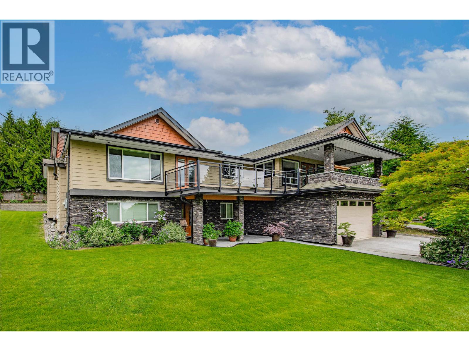 3072 Lazy A Ave, Coquitlam, BC V3C 3N9
