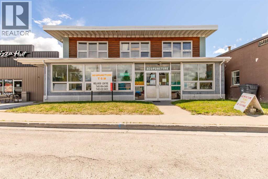 966 Main St, Pincher Creek, AB T0K 1W0