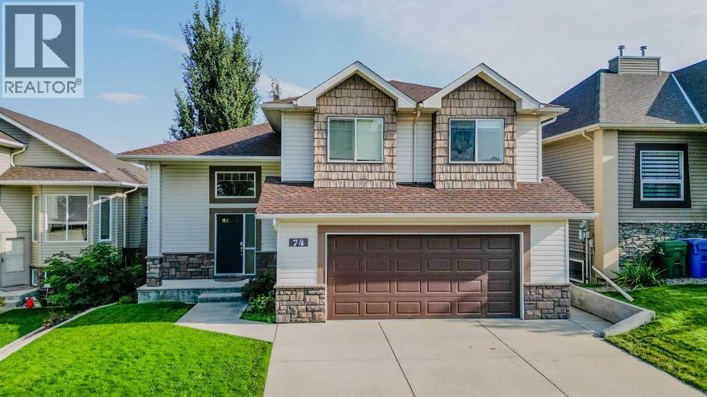 74 Rivermont Cres W, Lethbridge, AB T1K 8A5