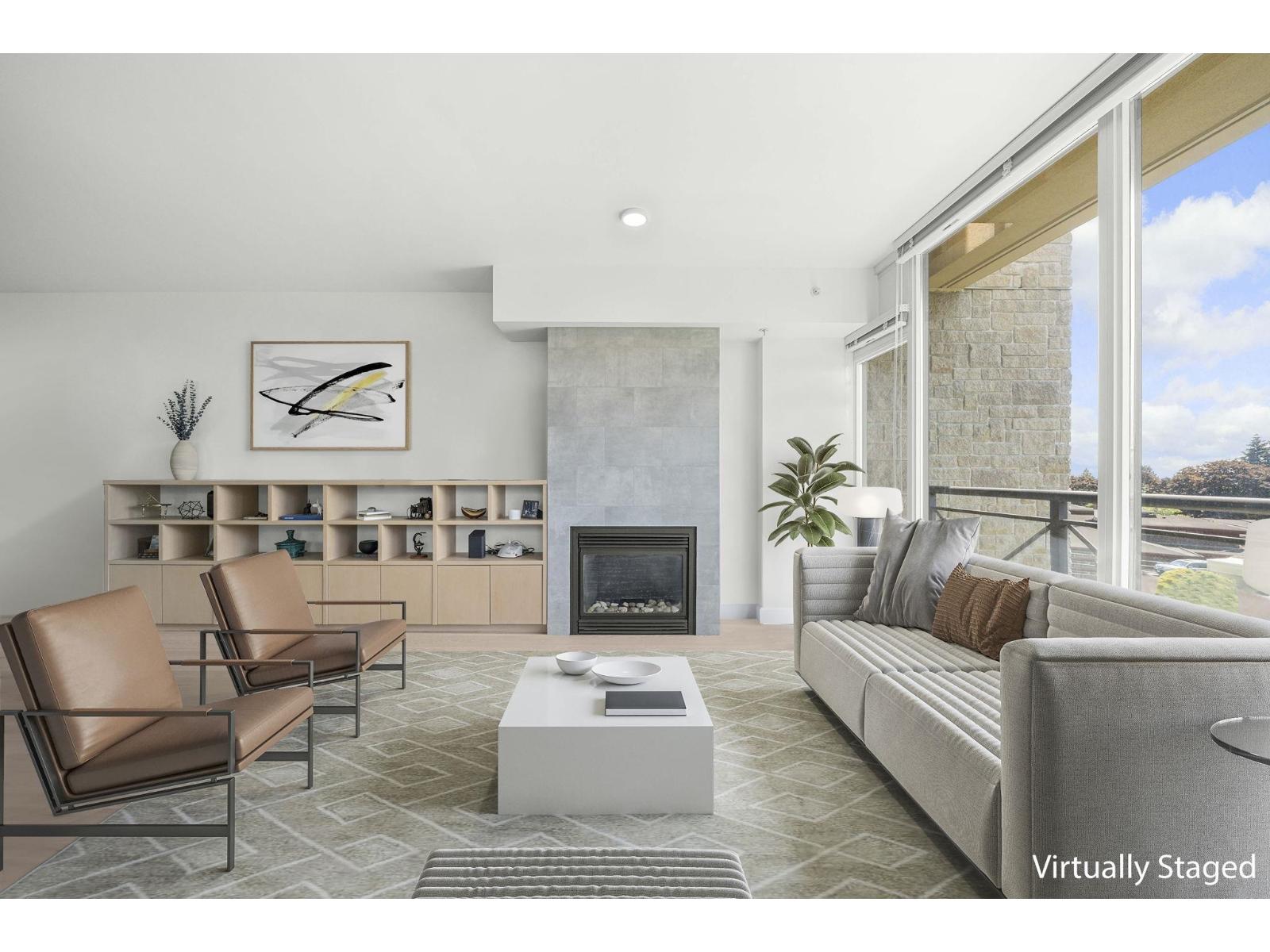 15445 Vine Avenue Unit 301, White Rock, BC V4B 2T3