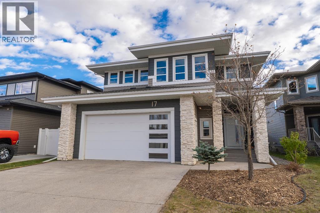 17 Lazaro Close, Red Deer, AB T4R 0R6