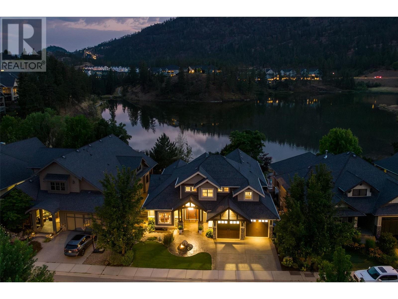 1958 Hidden Lake Pl, Kelowna, BC V1V 2W8