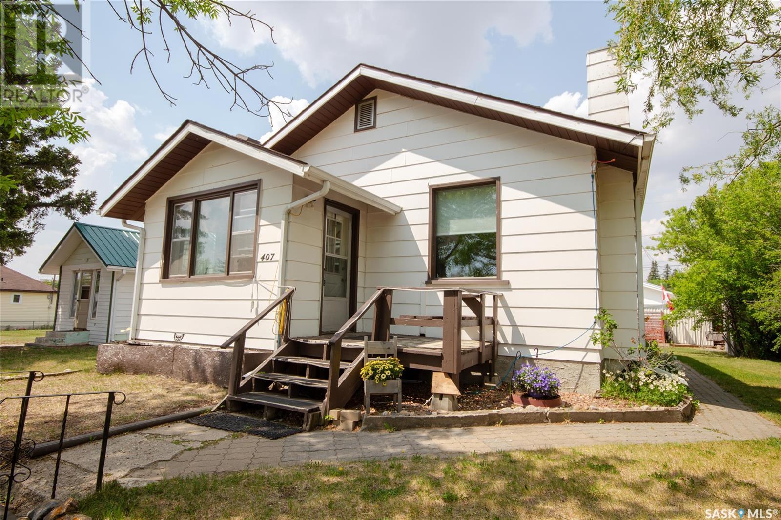 407 2 Street East, Wilkie, SK S0K 4W0