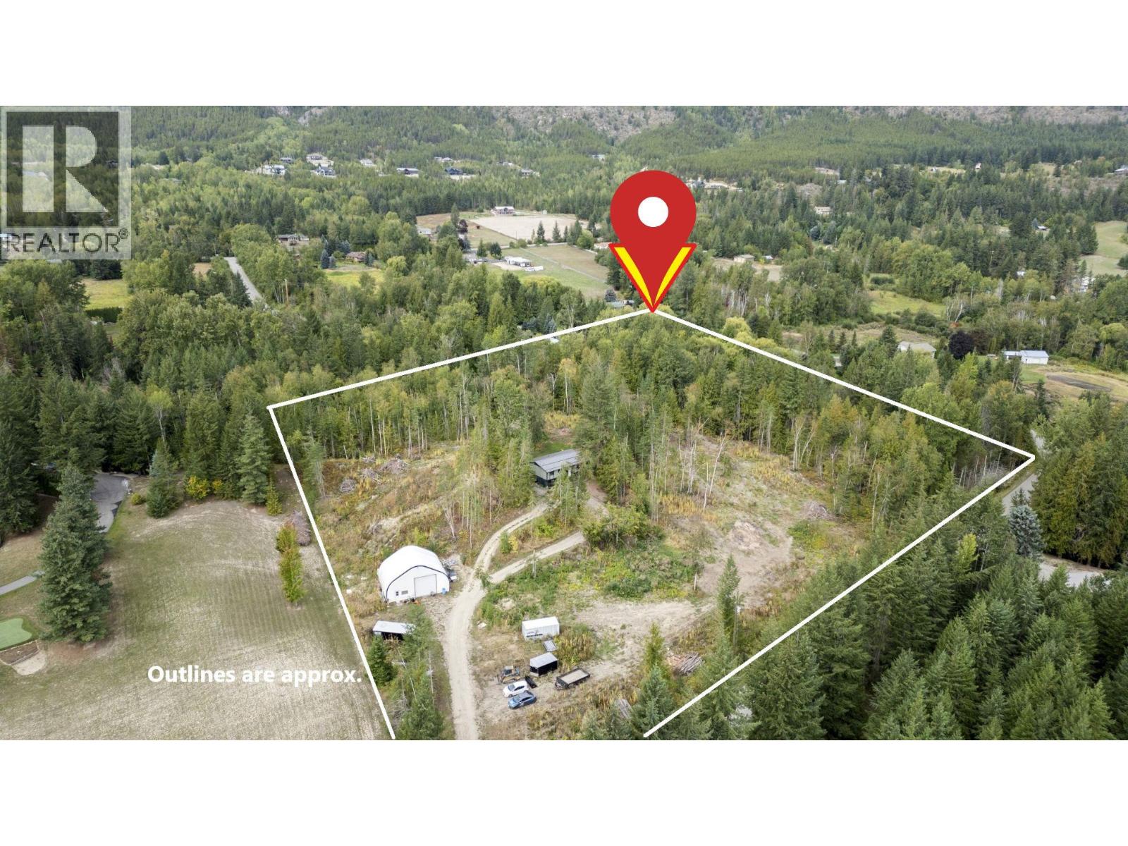 42 Street Nw Unit 4451, Salmon Arm, BC V1E 3A7