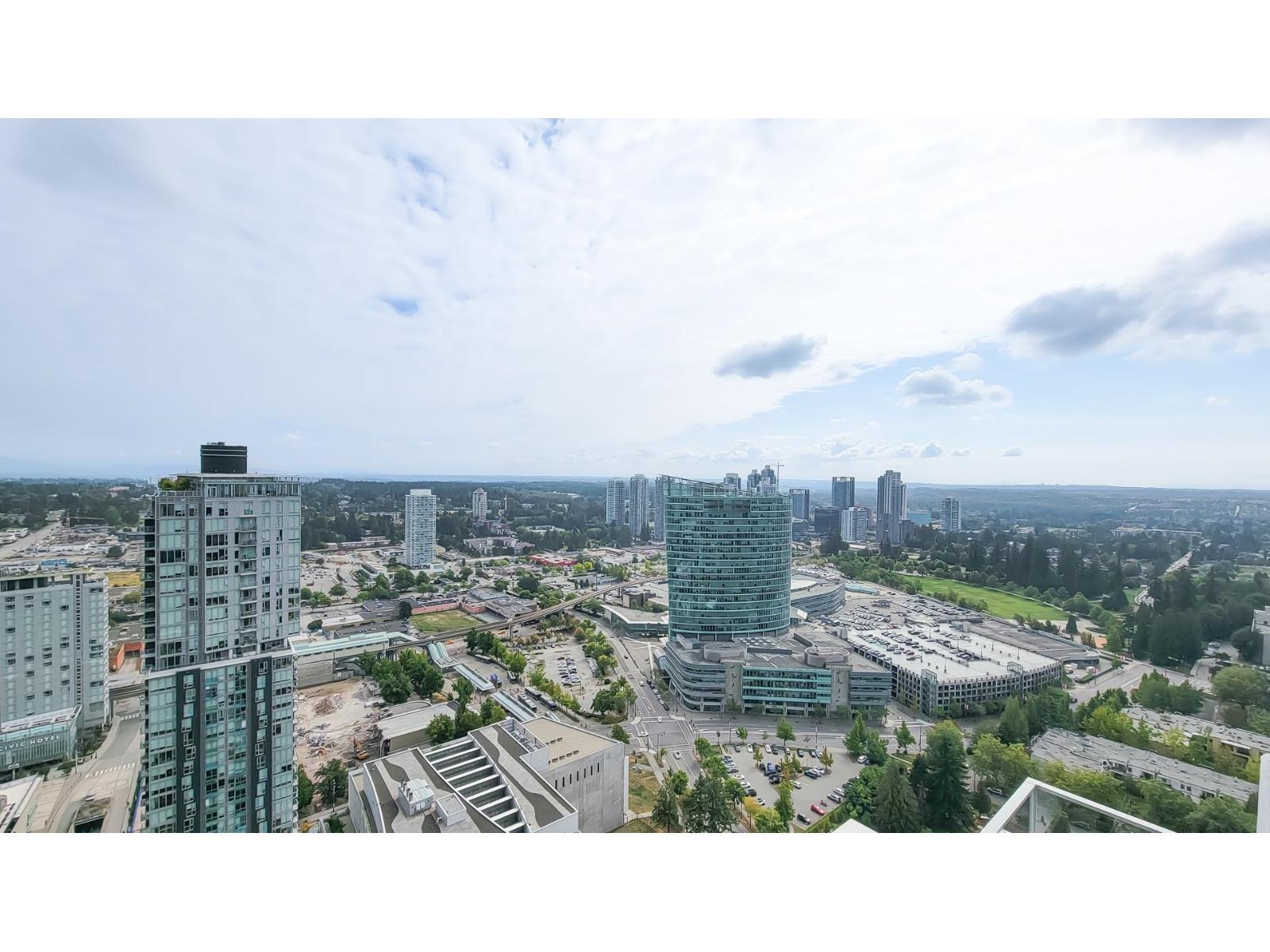 13350 Central Avenue Unit 3608, Surrey, BC V3T 0S1