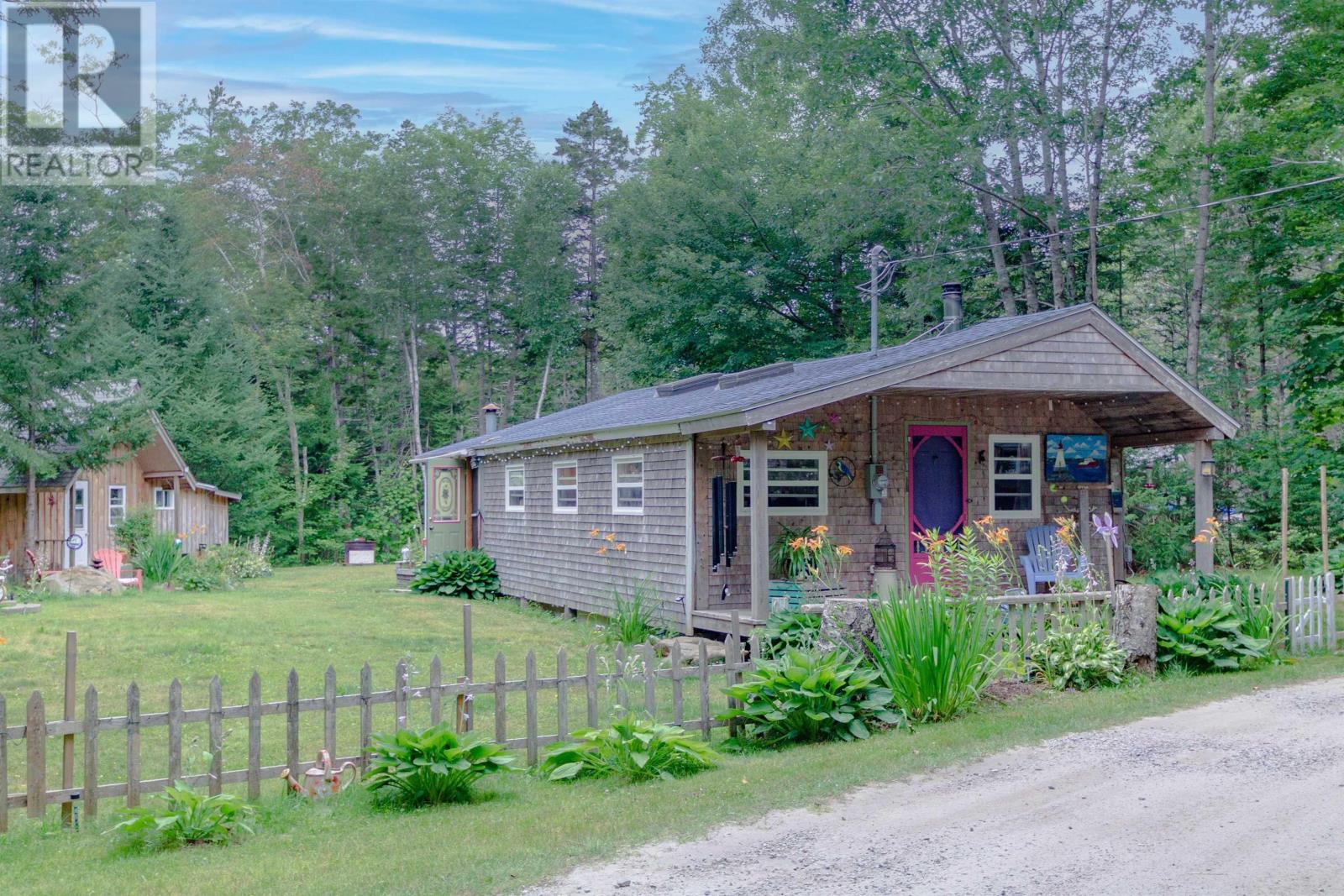 1387 Canada Hill Rd, Lockeport, NS B0T 1L0