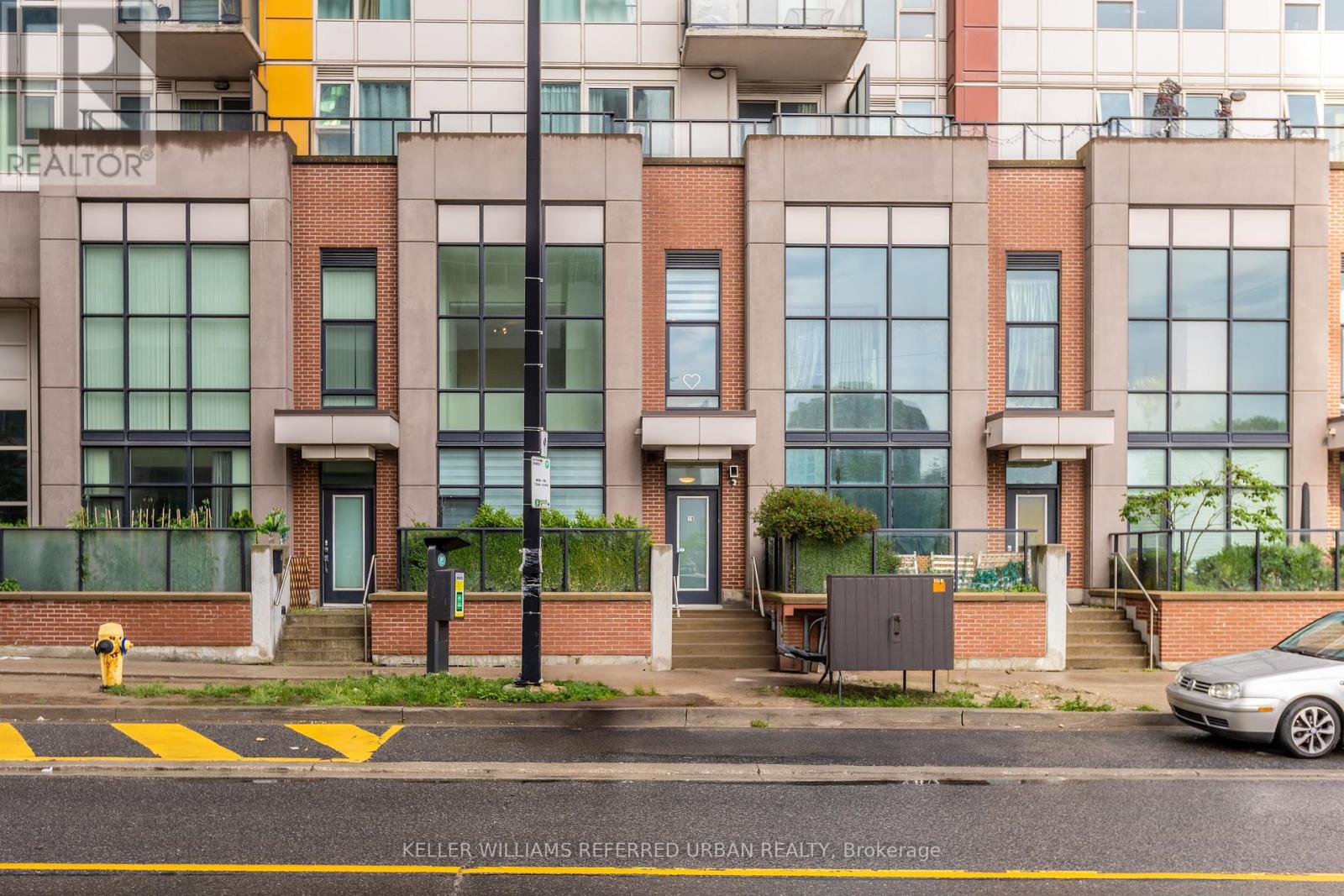 19 Town Centre Ct, Toronto, ON M1P 0B3