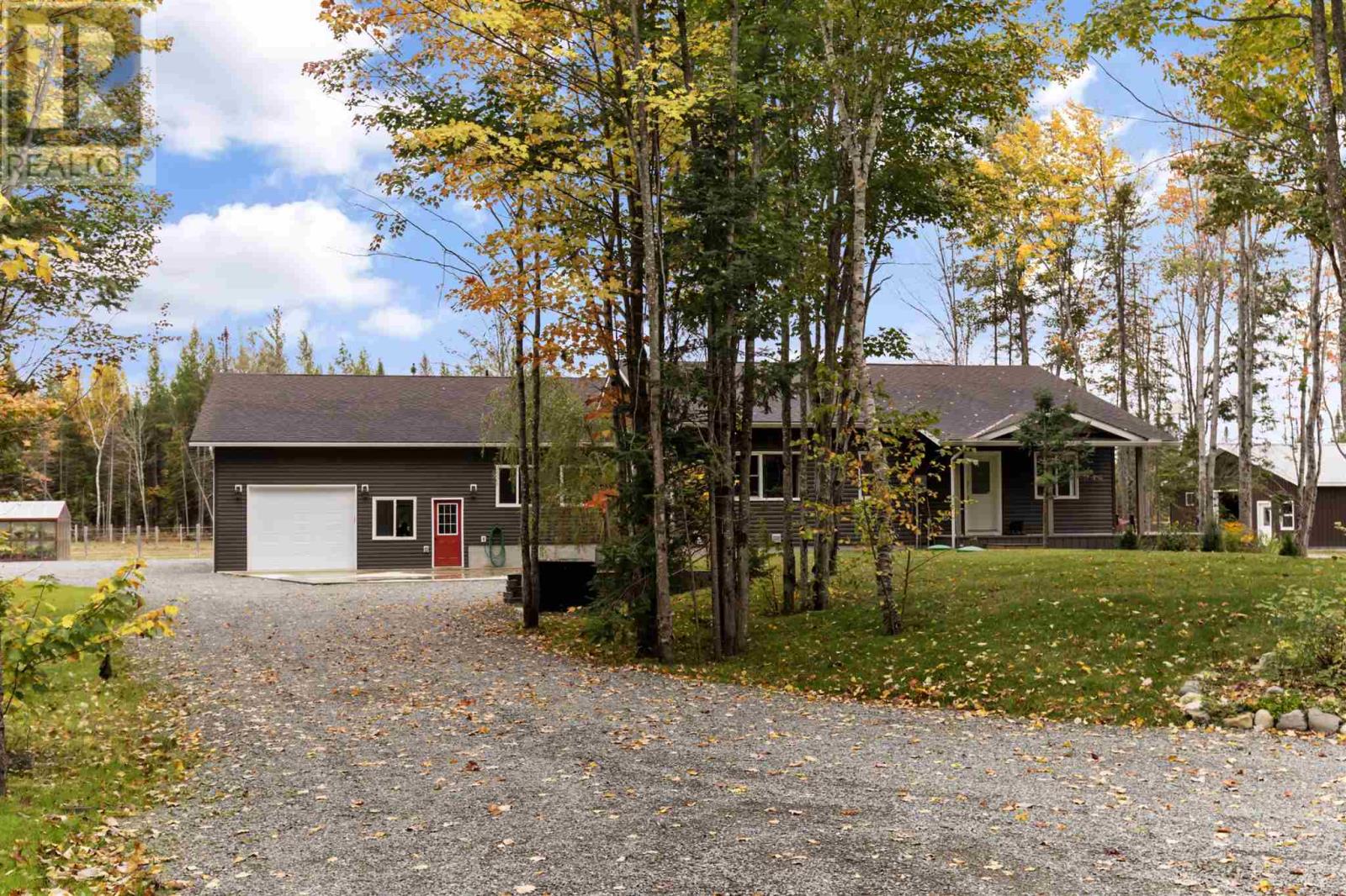 33 Pine Shores Rd, Goulais River, ON P0S 1E0