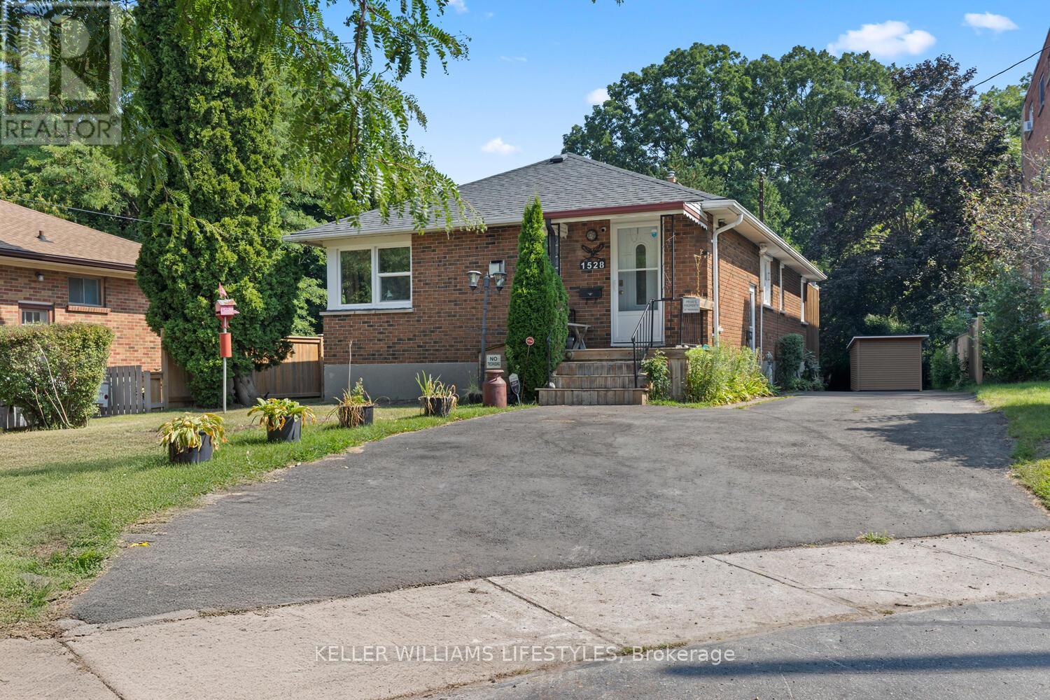 1528 Mclarenwood Ter, London, ON N5W 1Y1