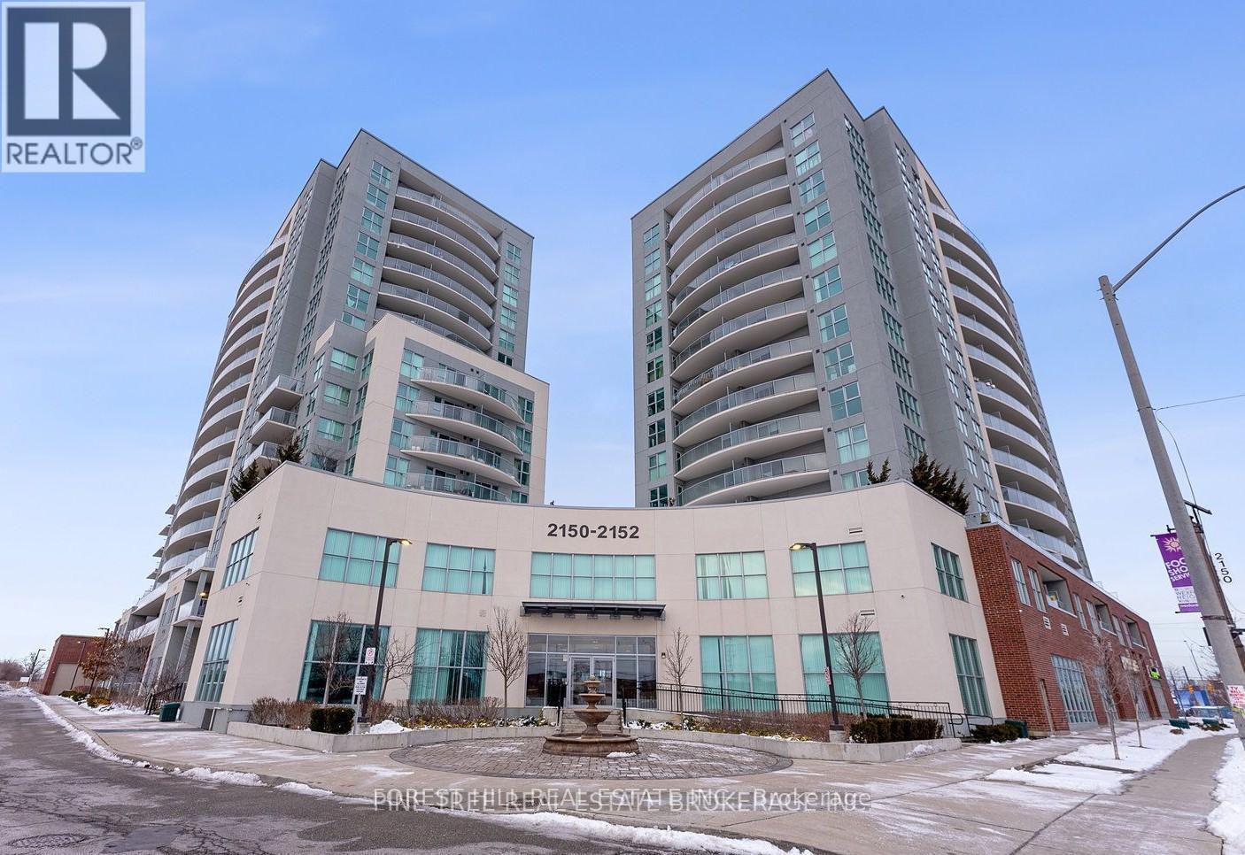 701 2150 Lawrence Ave E, Toronto, ON M1R 3A7
