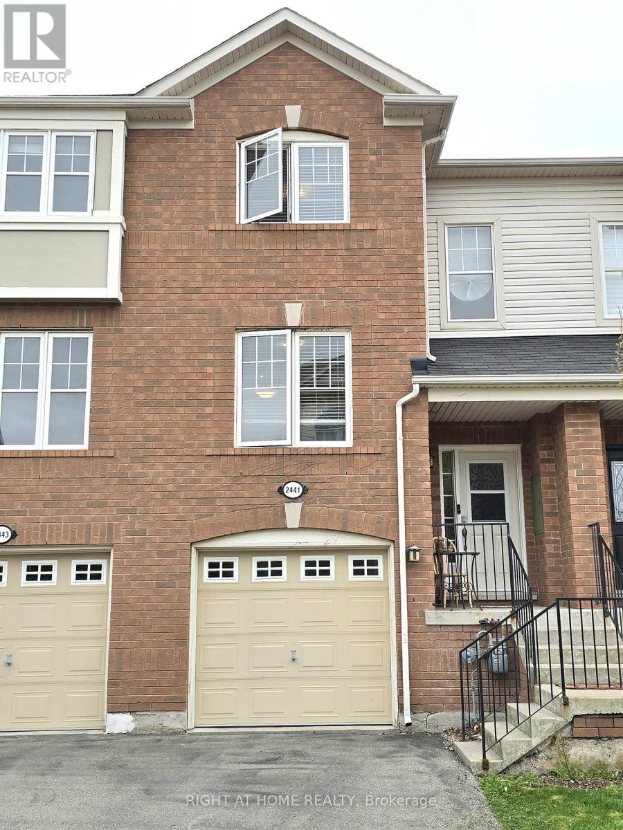 2441 Coho Way, Oakville, ON L6M 0G7