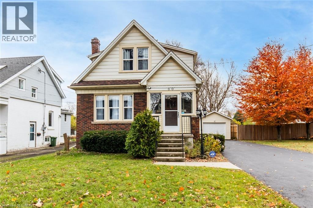 60 Lake Avenue Dr, Hamilton, ON L8G 3N3