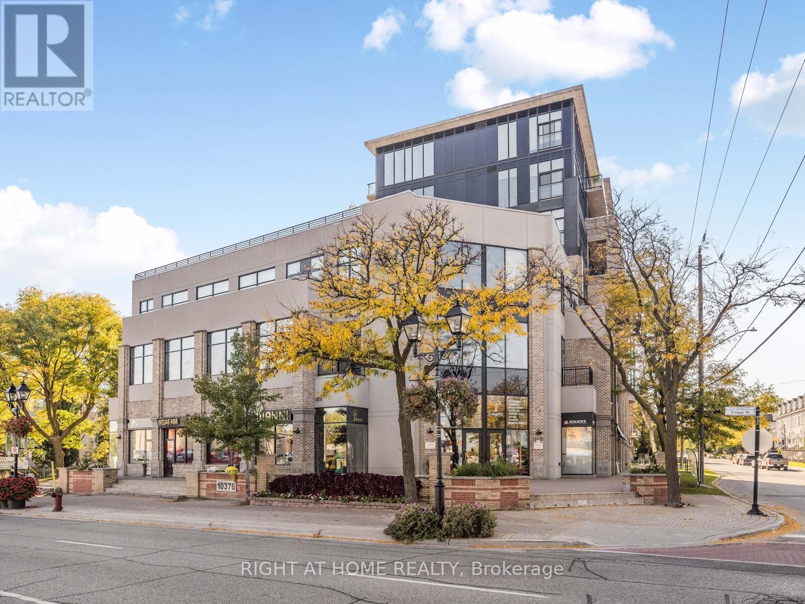 406 10376 Yonge St, Richmond Hill, ON L4C 3B8
