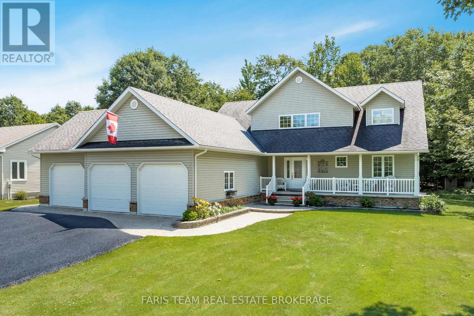 91 Maryjane Rd, Tiny, ON L0L 2T0