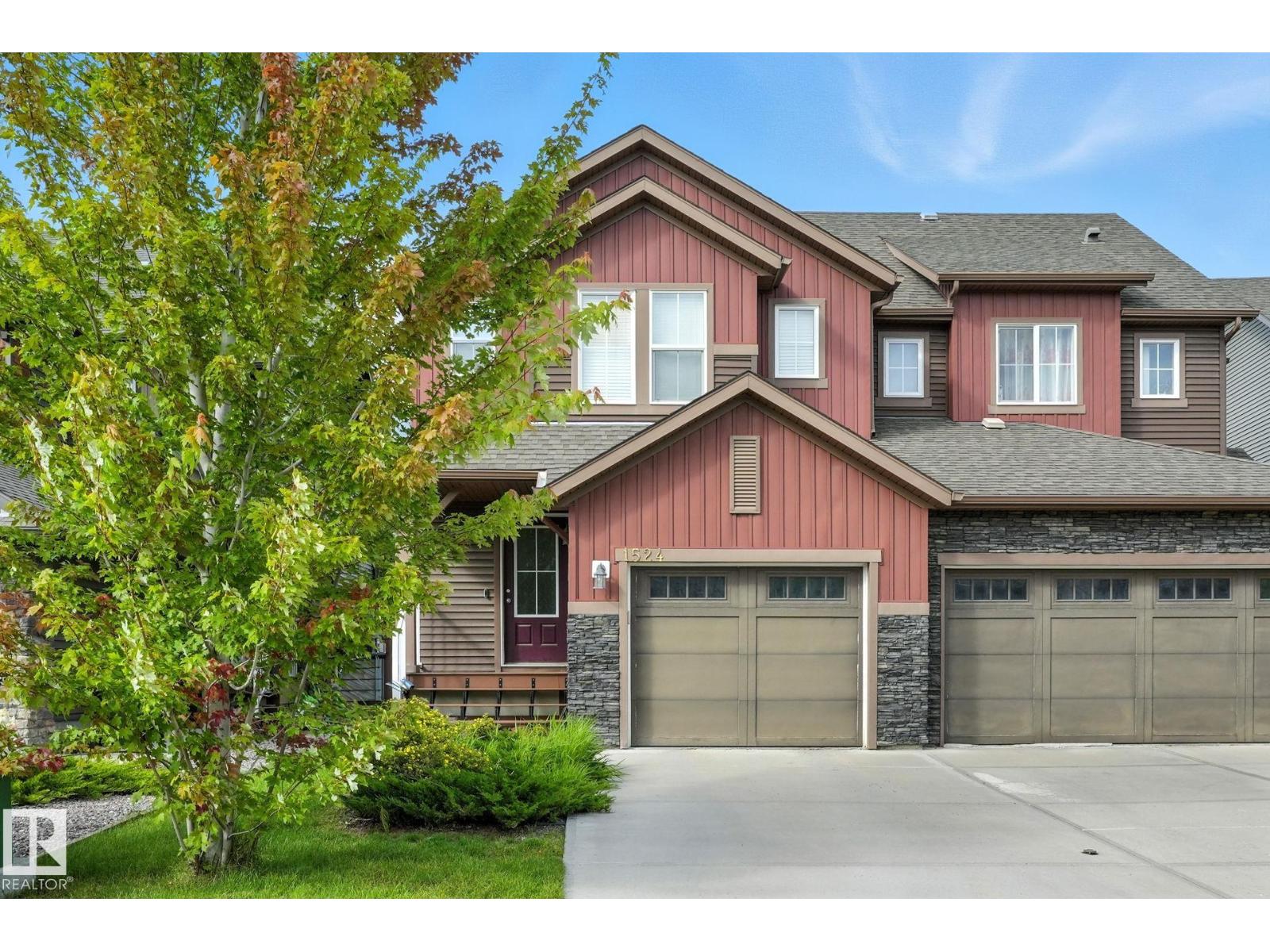 1524 Graydon Hl SW, Edmonton, AB T6W 3C7