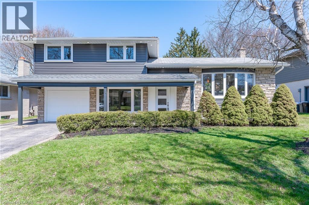 34 Bradley Dr, Kitchener, ON N2A 1K4