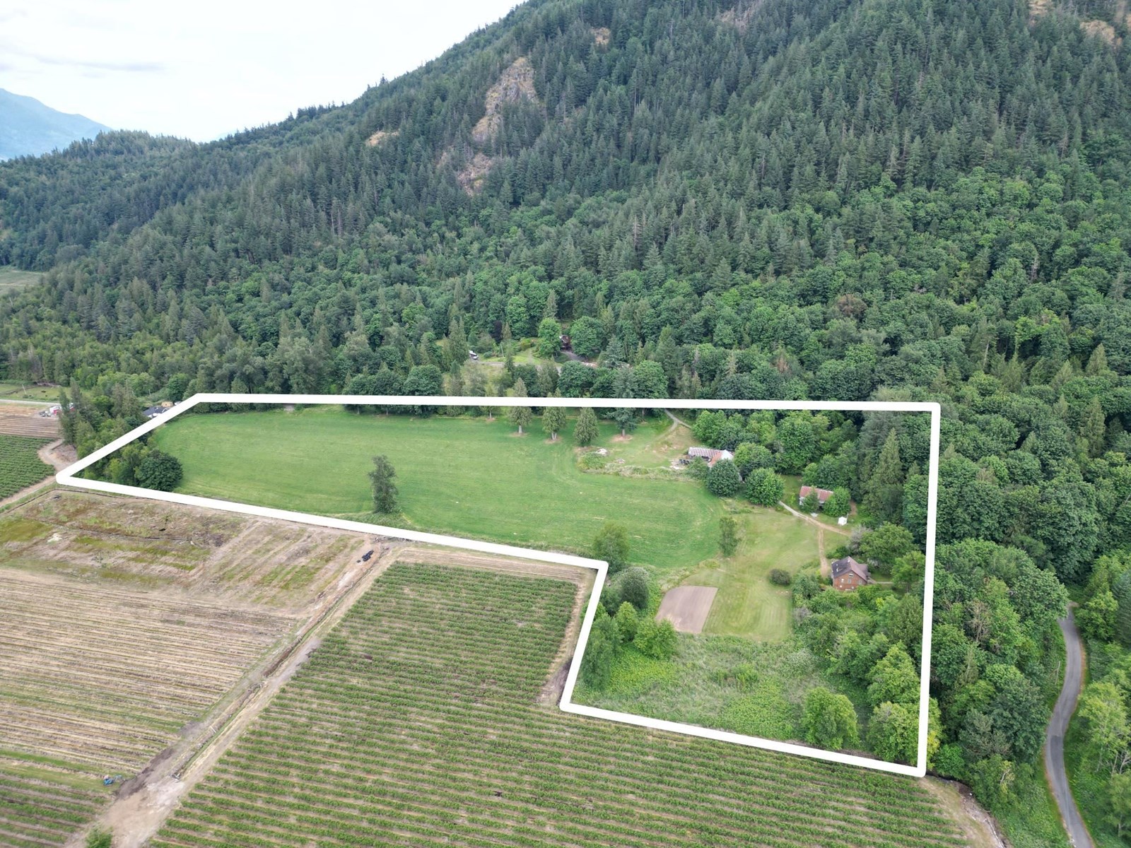 35925 Fore Rd, Abbotsford, BC V3G 1P7