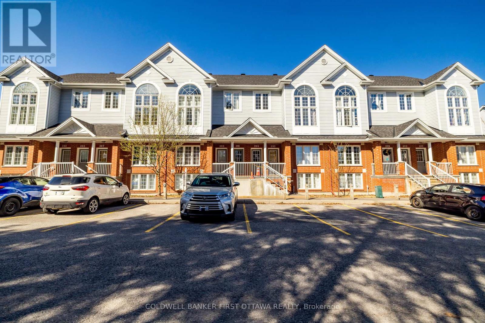 389 Wiffen Private, Ottawa, ON K2H 1G4