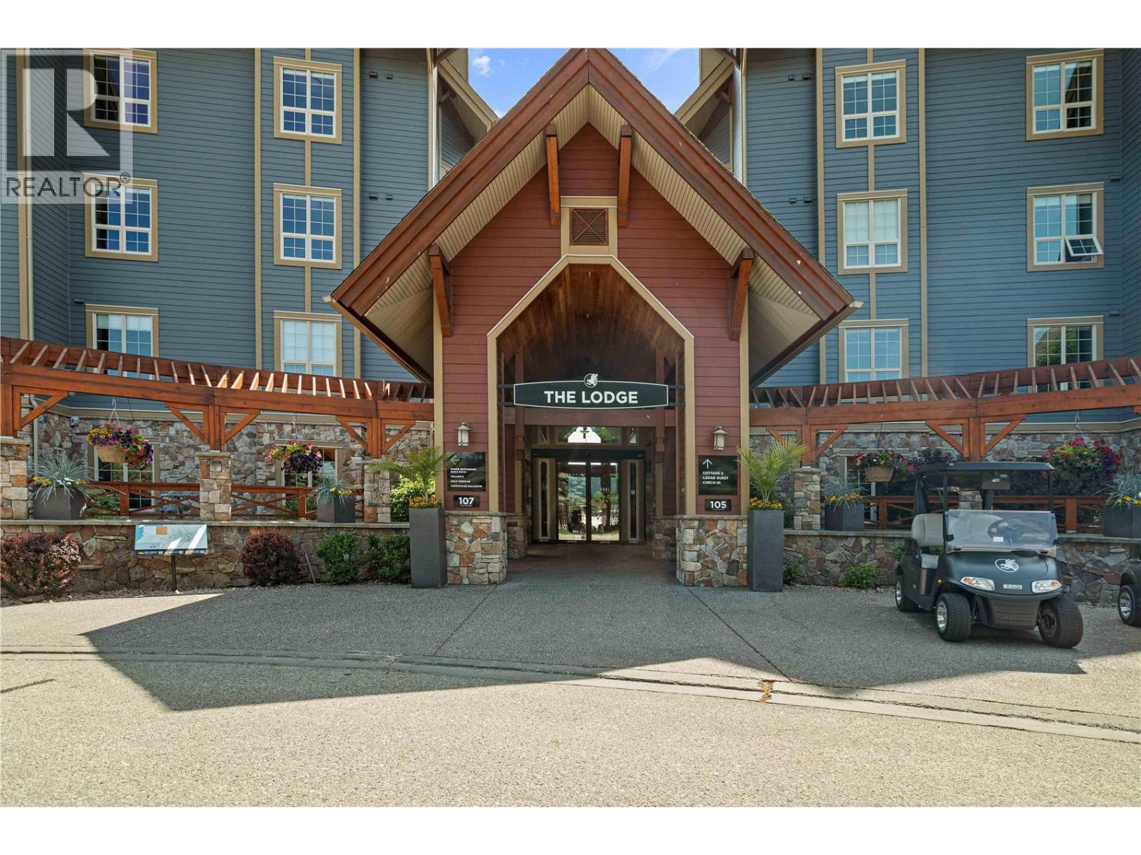105 Village Centre Court Unit 323, Vernon, BC V1H 1T2