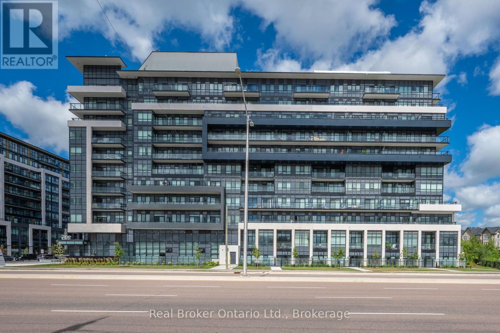 718 395 Dundas St, Oakville Go Glenorchy, ON L6M 4M2