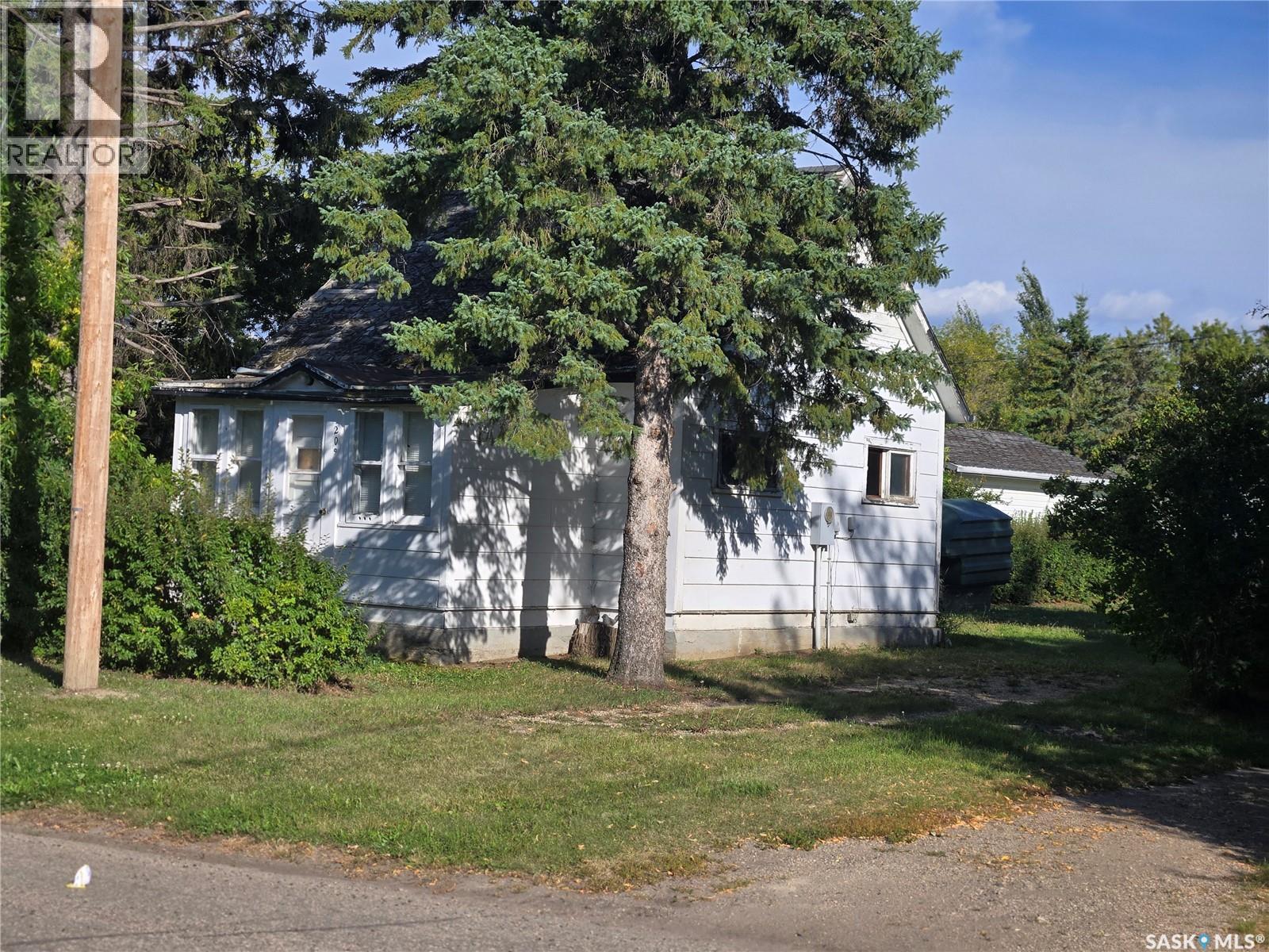 209 Forget St, Stoughton, SK S0G 4T0