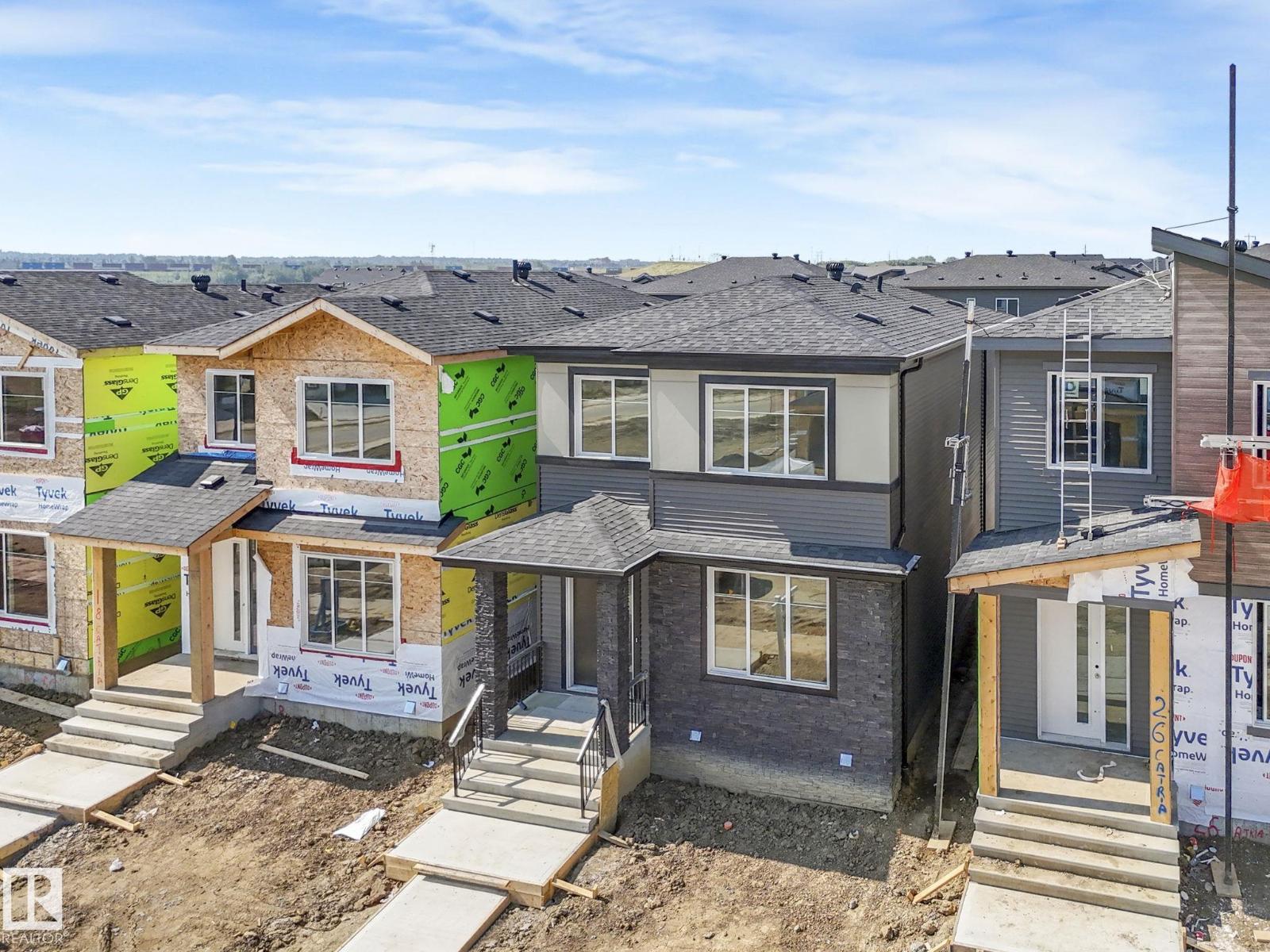 18 Catria Pt, Sherwood Park, AB T8H 3A9