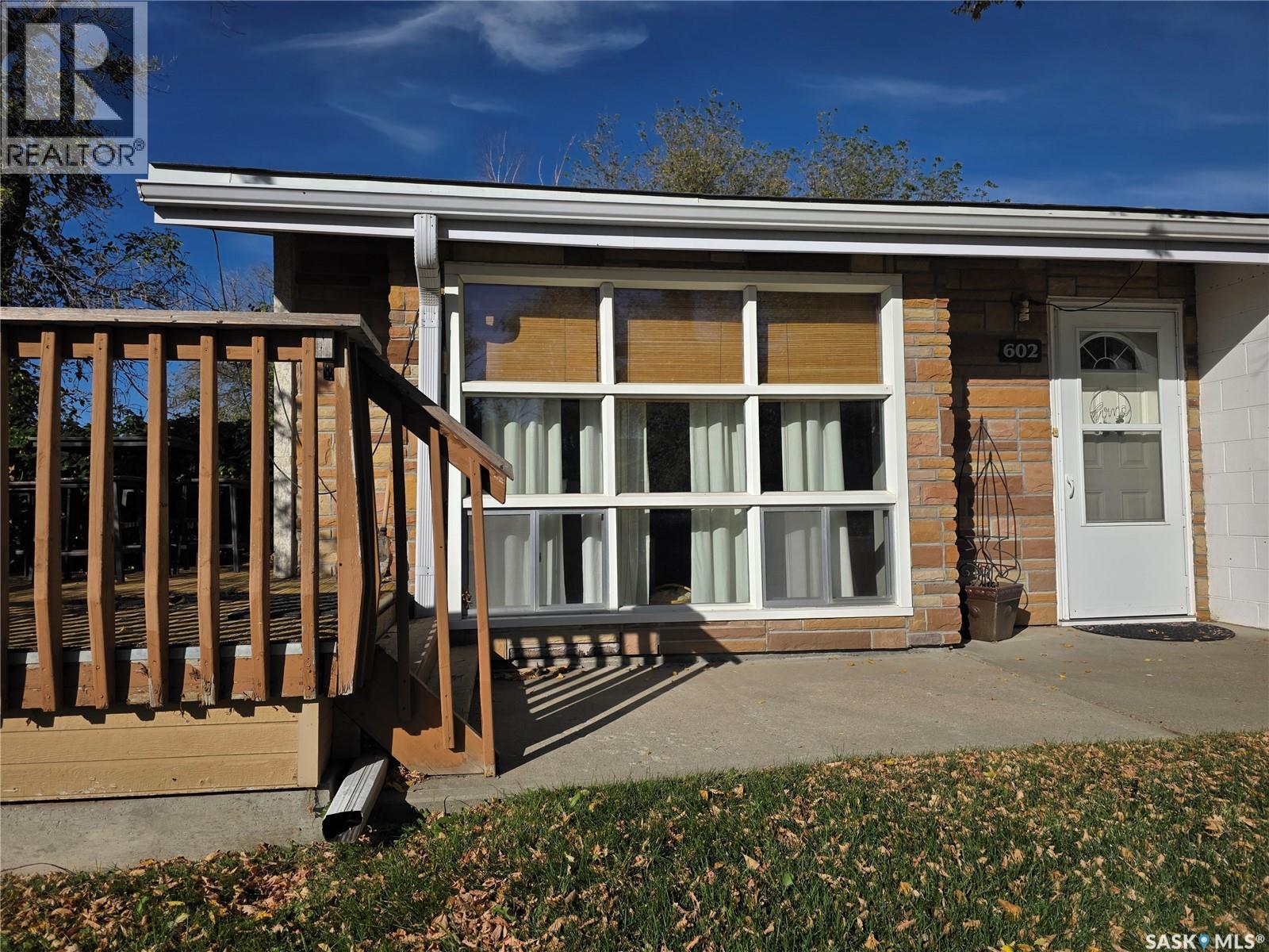 602 1 Avenue Northeast, Swift Current, SK S9H 2B9