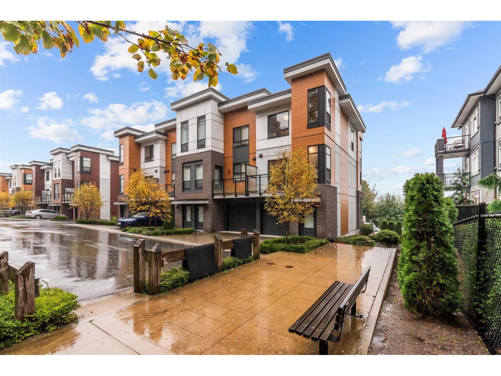 20087 68 Avenue Unit 1, Langley, BC V2Y 0Y4