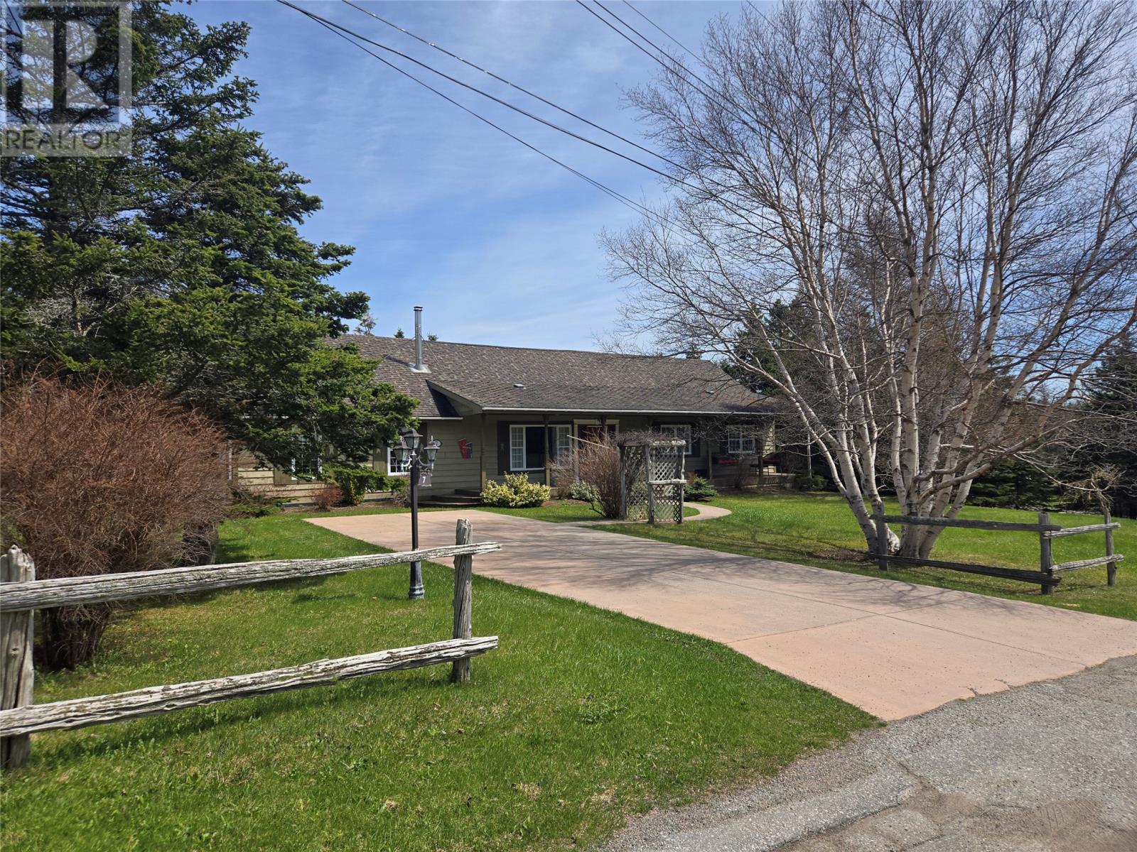 7 Youngsville Dr, Kippens, NL A2N 3H4