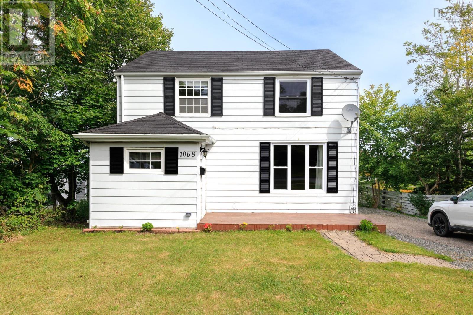 1068 Main St, Glace Bay, NS B1A 4Z7