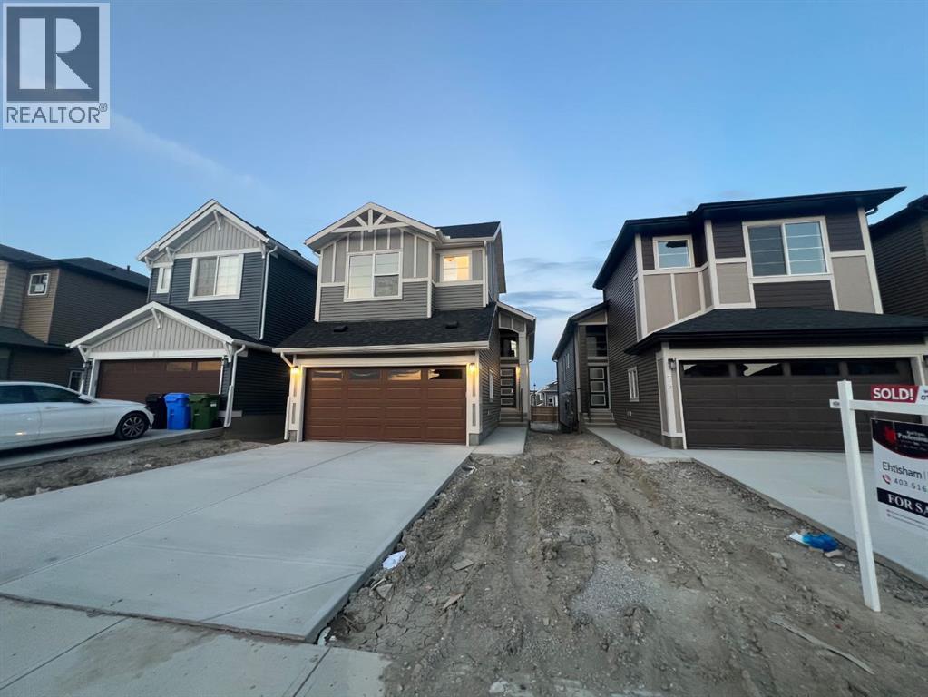 82 Homestead Cir NE, Calgary, AB T3J 5R6