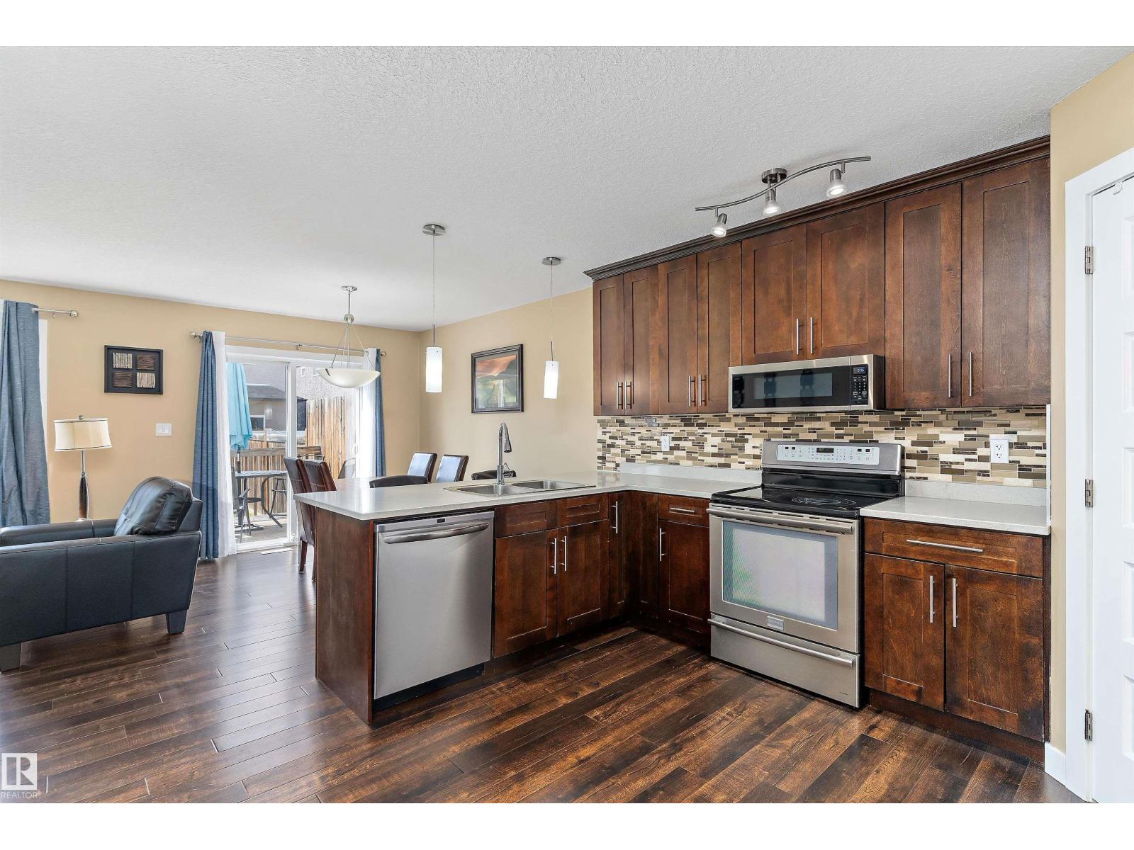 31 St Nw Unit 15132, Edmonton, AB T5Y 0S3