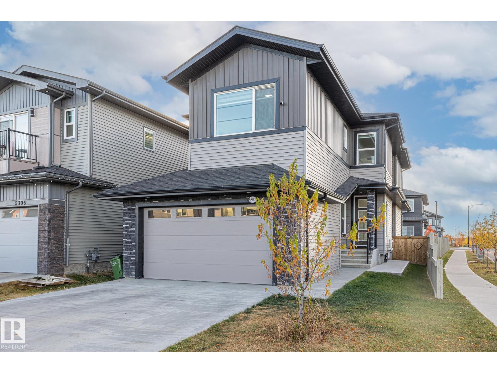 5304 Kimball Pl SW, Edmonton, AB T6W 5E6