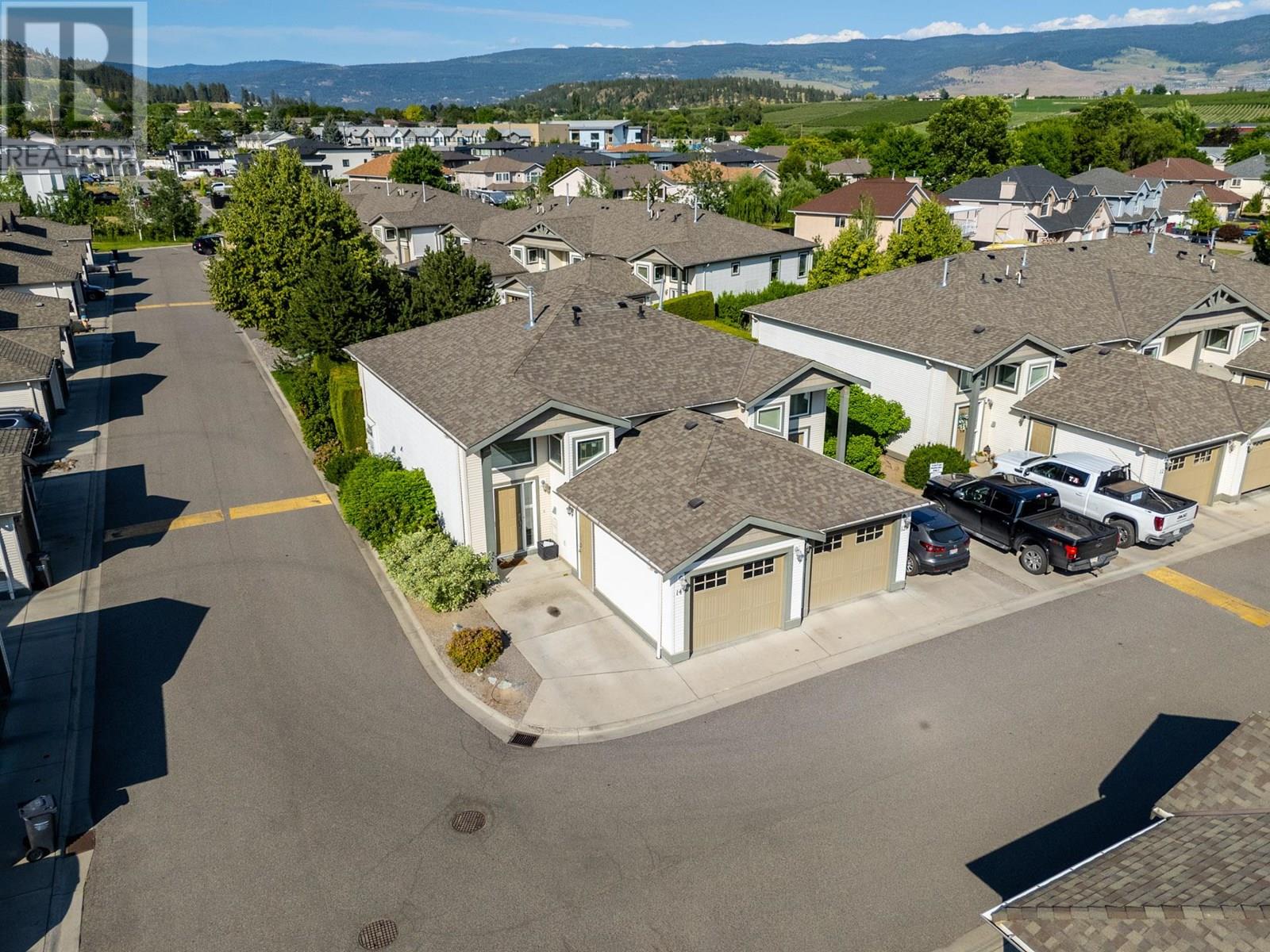 225 Glen Park Drive Unit 14, Kelowna, BC V1V 2X5
