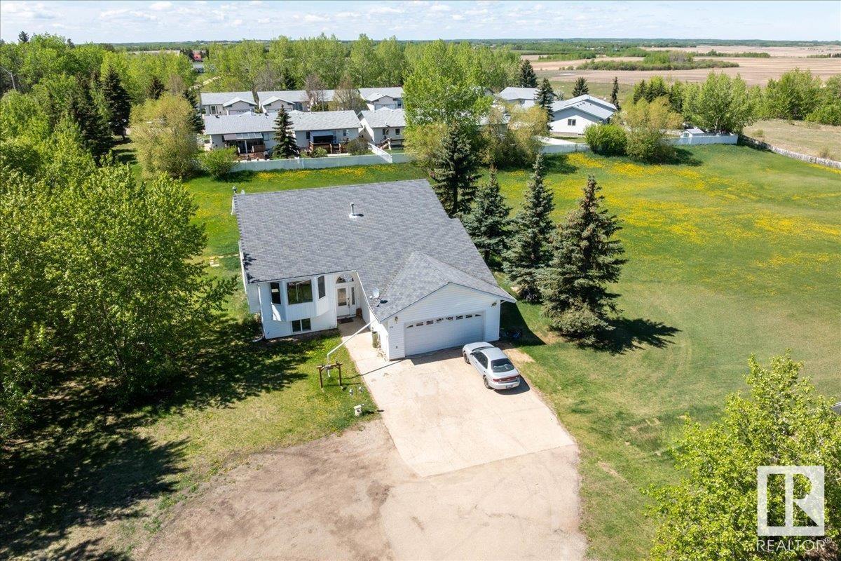 58 Av Unit 5116, Tofield, AB T0B 4J0