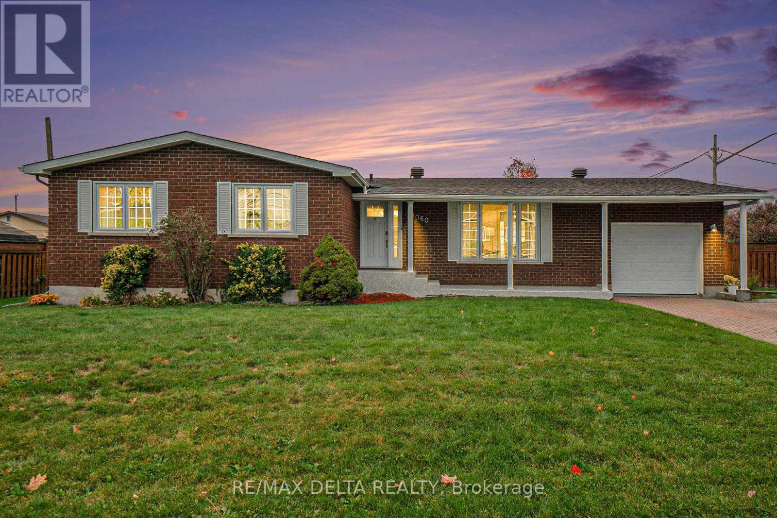 1060 St Jacques St, Clarence-rockland, ON K4K 1B8