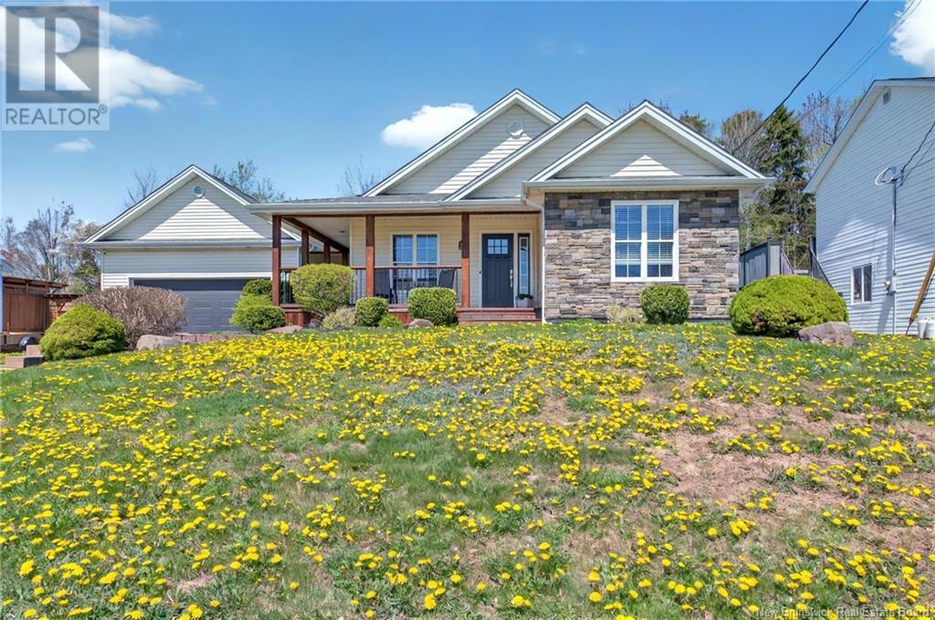 38 Delia Ave, Dieppe, NB E1A 6Y7