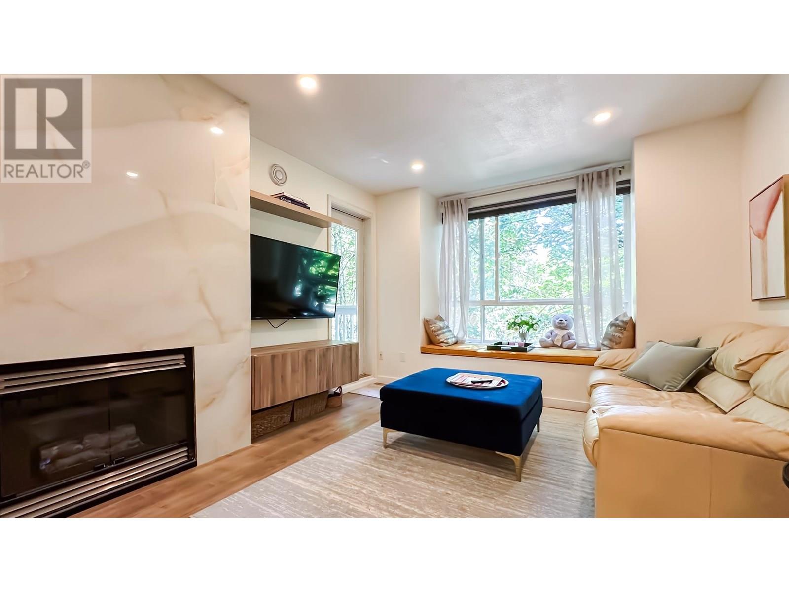 6833 Village Green Unit 317, Burnaby, BC V5E 4M1