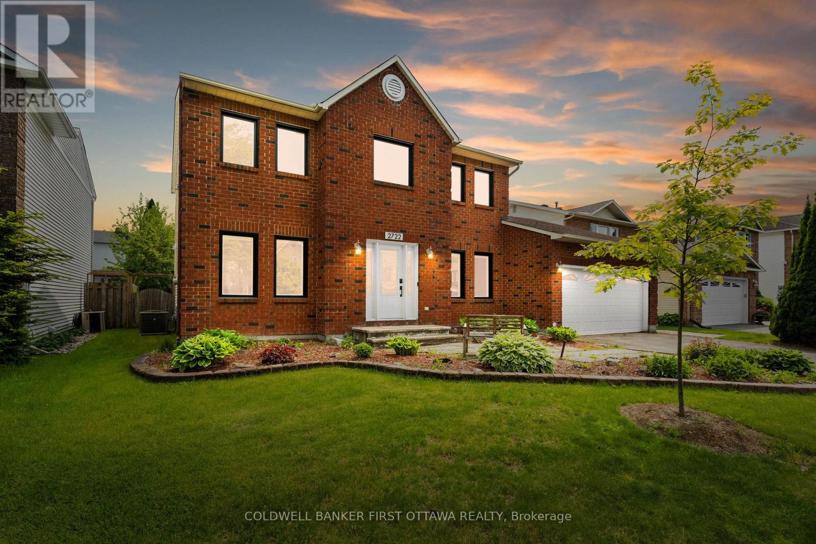 2722 Wyldewood St, Ottawa, ON K1T 2R9