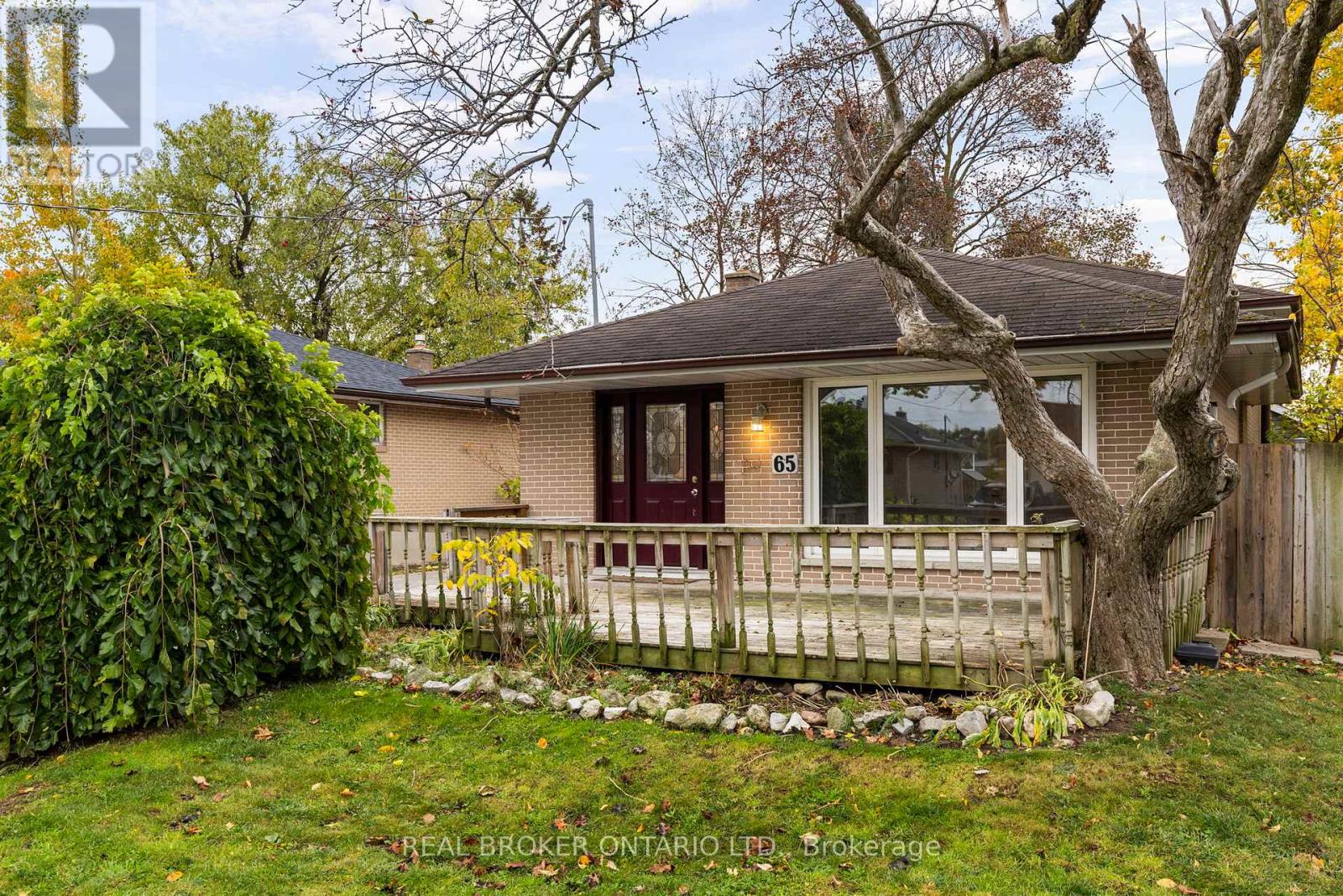 65 Ottaway Ave, Barrie, ON L4M 2X1
