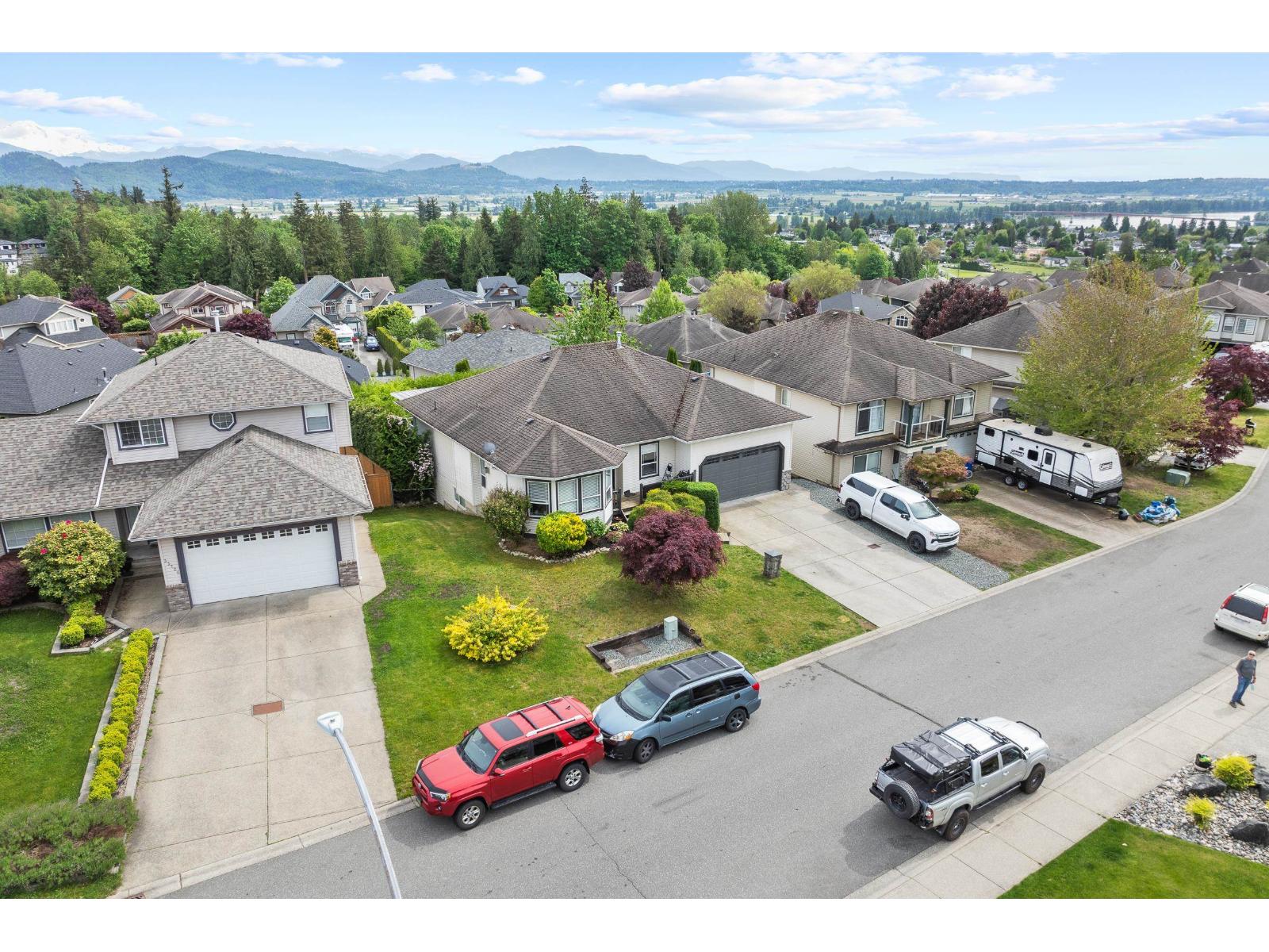 33720 Grewall Cres, Mission, BC V2V 7B7