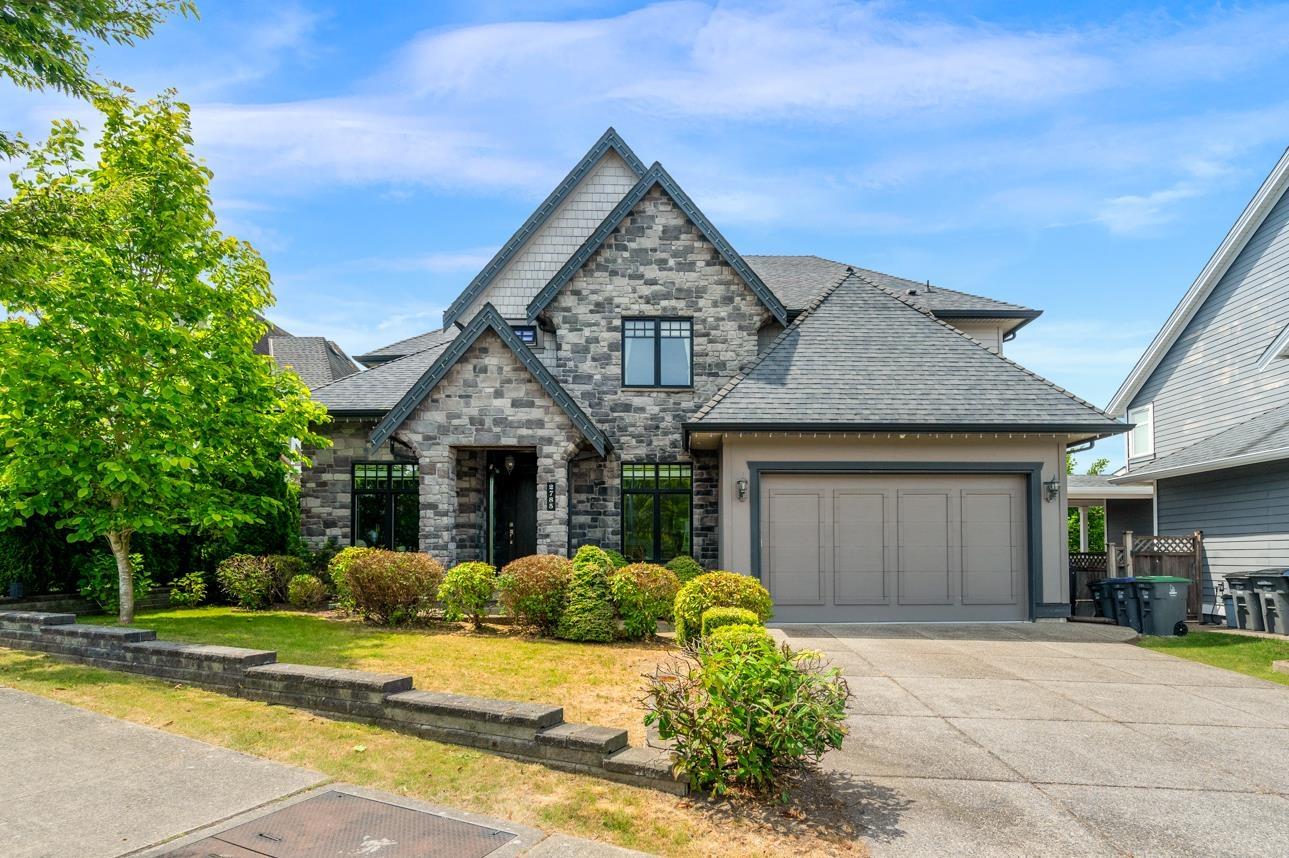 161 Street Unit 2785, Surrey, BC V3Z 3W1