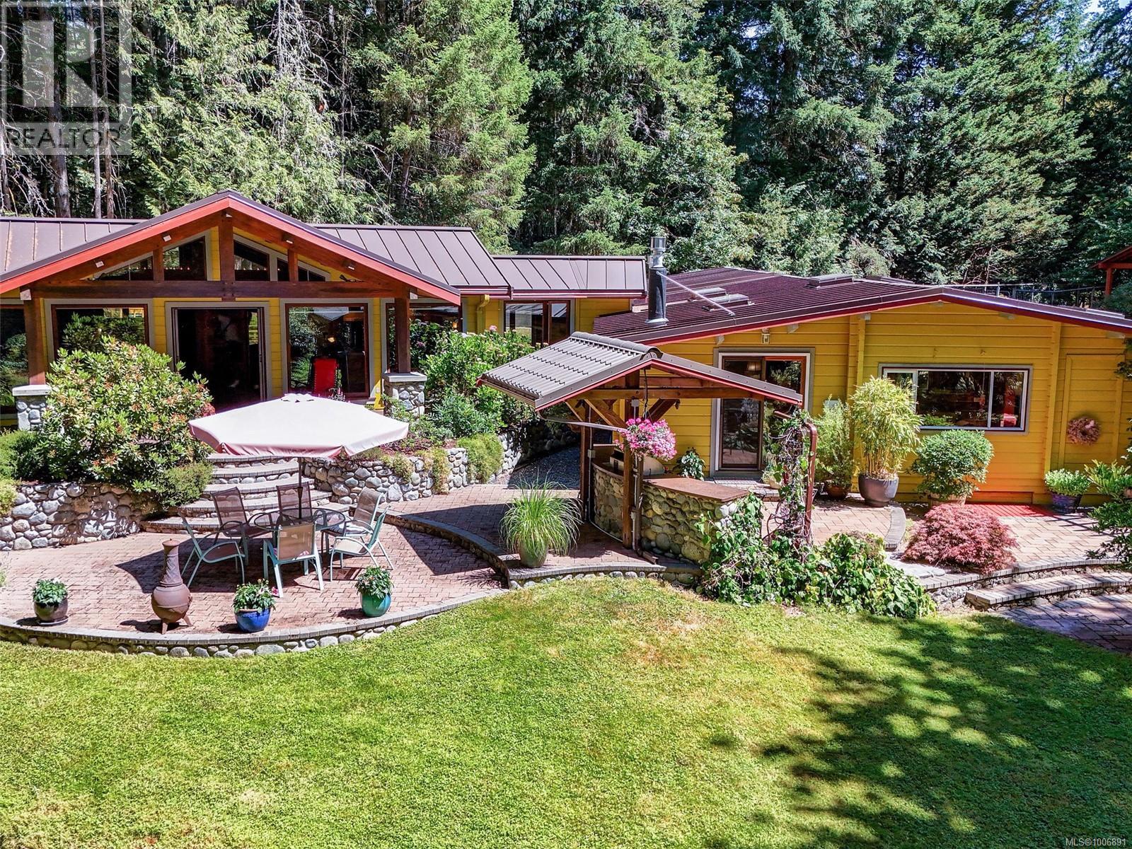2005 Renfrew Rd, Shawnigan Lake, BC V0R 2W0