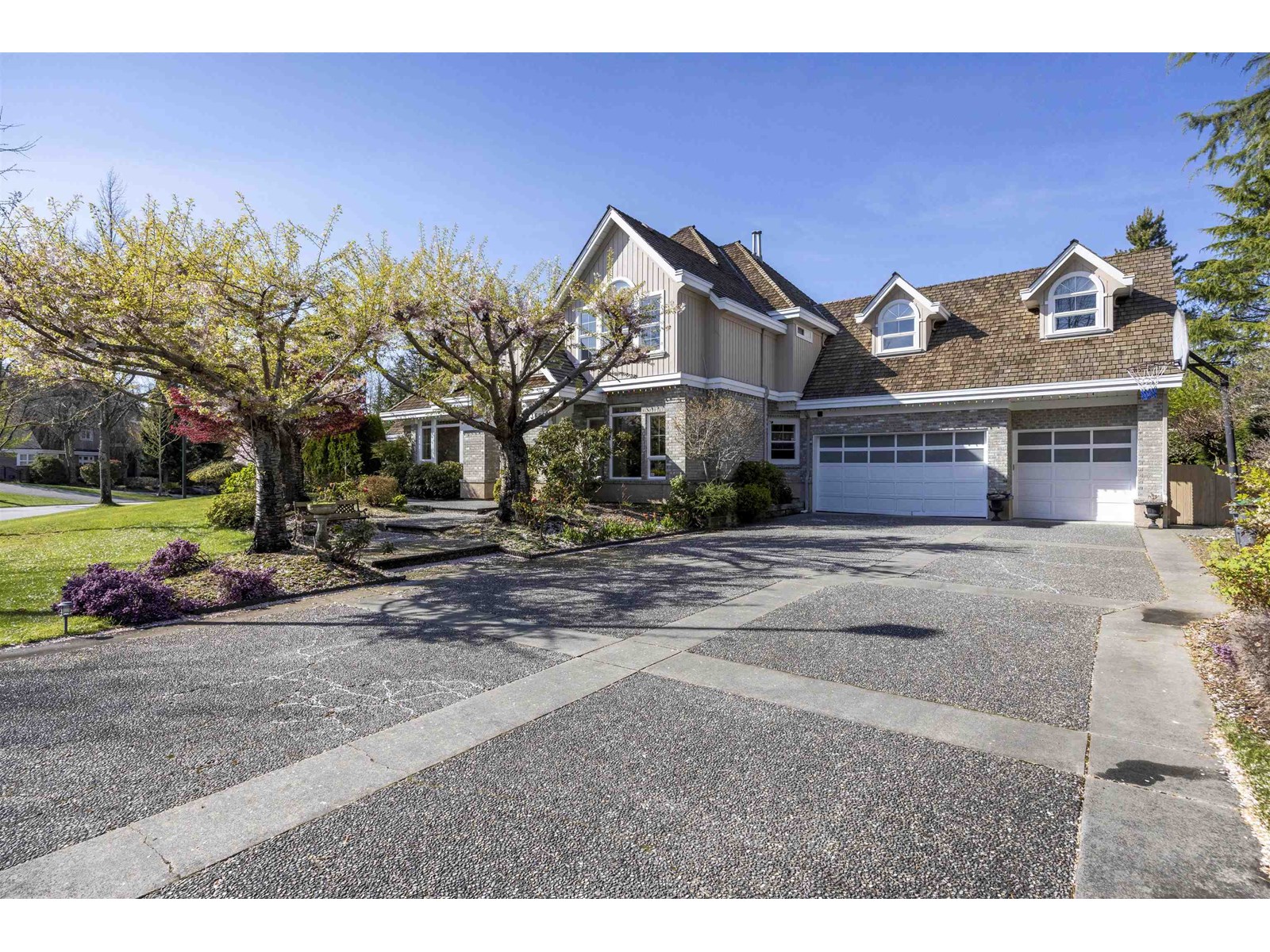 21 Avenue Unit 13681, Surrey, BC V4A 9V6