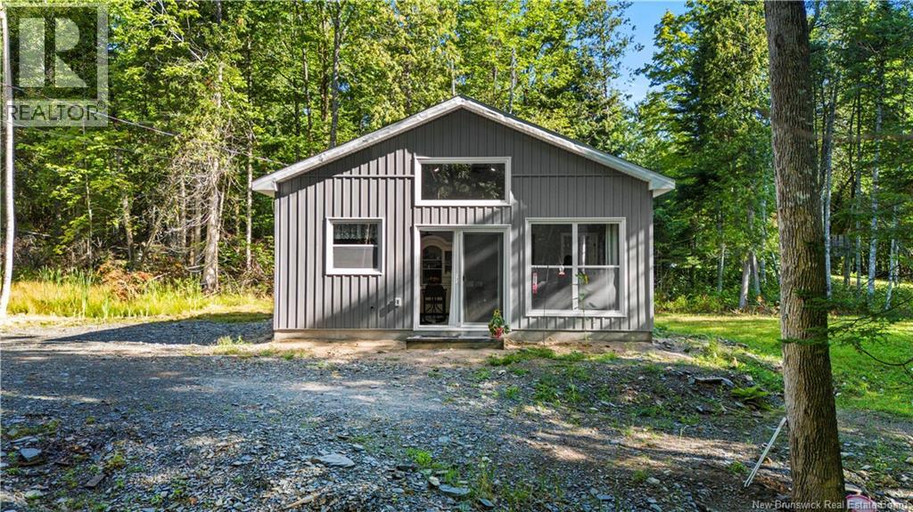 862 Tripp Settlement Rd, Keswick Ridge, NB E6L 1X6