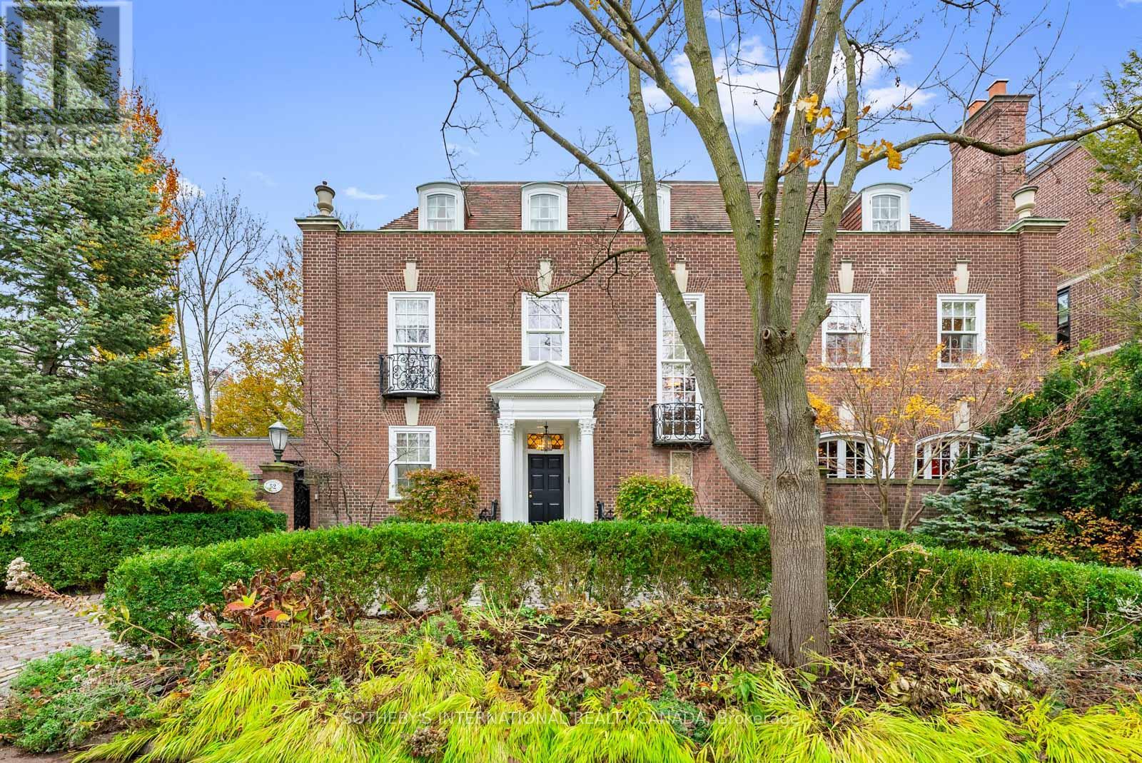 52 Rosedale Rd, Toronto, ON M4W 2P6