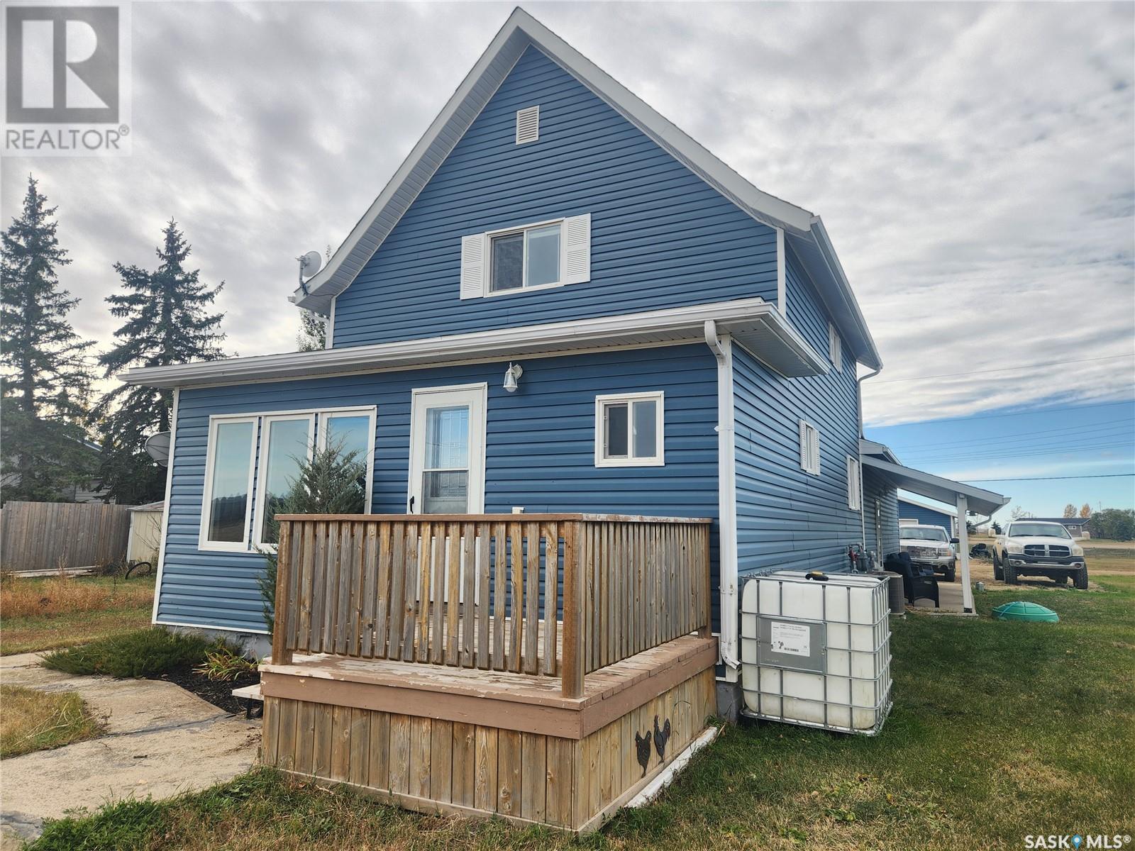 10 Danton St, Tribune, SK S0C 2M0