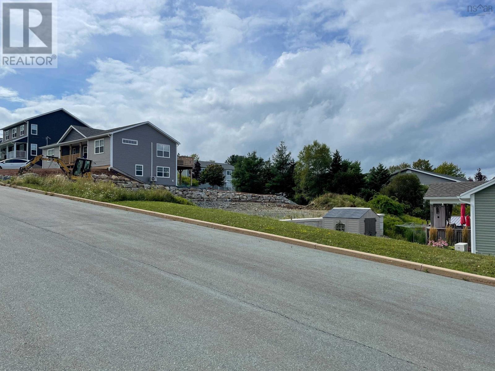 29 Hebb Street, Lunenburg, NS B0J 2C0
