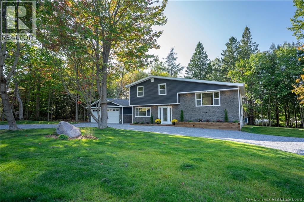 2 Ian Cres, Rothesay, NB E2E 5P9