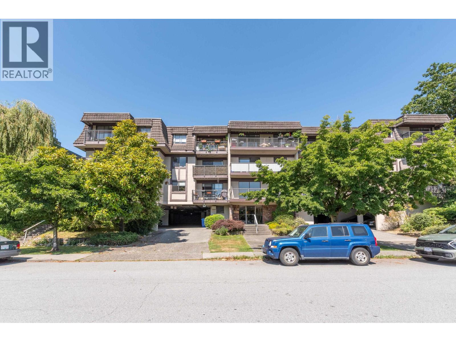 252 W 2nd Street Unit 104, North Vancouver, BC V7M 1C8